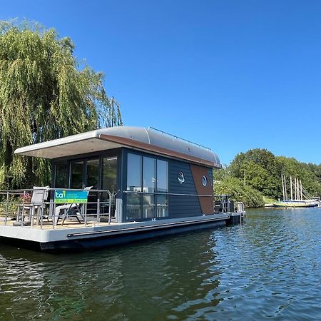 Готель Houseboat Камперланд Екстер'єр фото